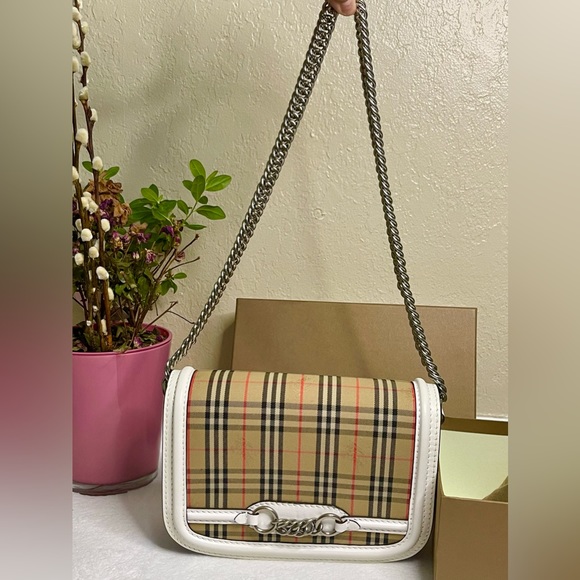 Like New Burberry Calfskin 1983 Knight Check Link Shoulder Bag - Picture 4 of 14